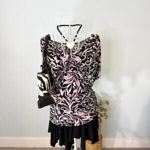 Gorgeous vintage Y2K pink paisley blouse